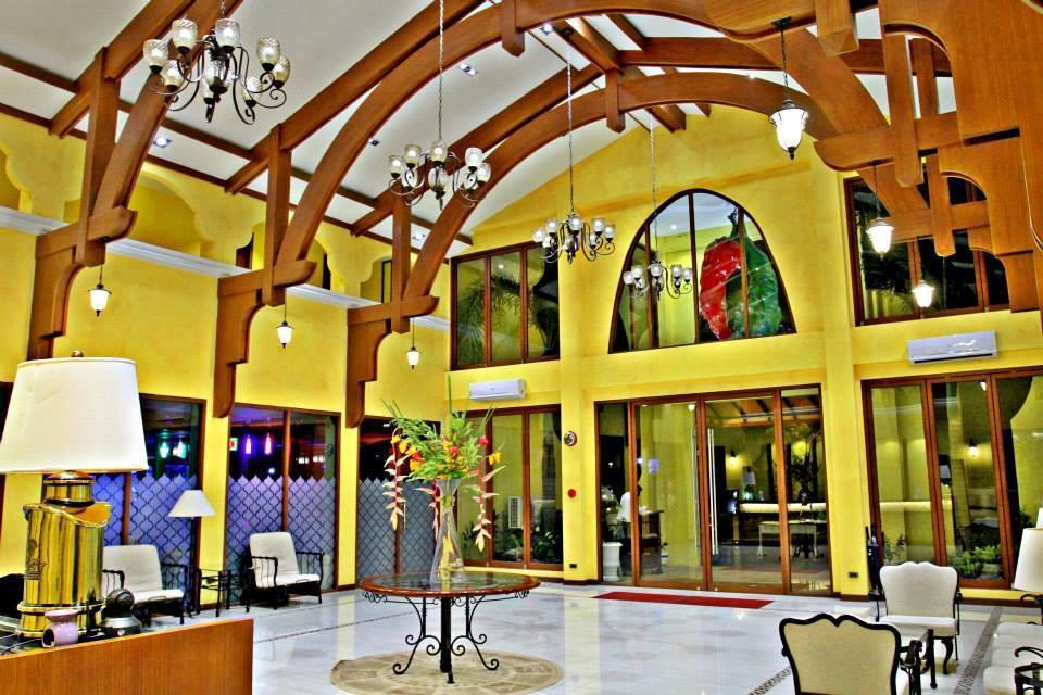 The Pepperland Hotel Legazpi Exterior foto